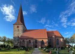 Kirche Petersdorf 3545 2023 ClaudiaCzellnik web